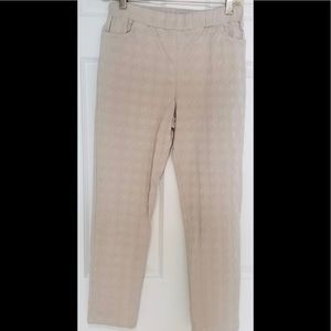 Terra by SJ Apparel Capri Pants